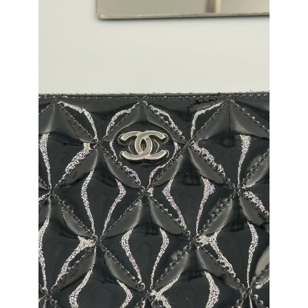 CHANEL Brilliant Patent Leather Zip Around Long Wallet Black Quilted CC Silver